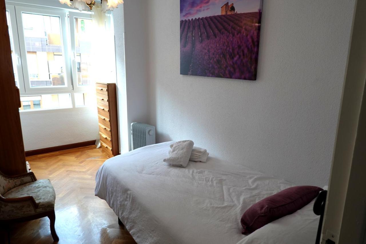 Piso con excelente ubicación Santander Exterior foto